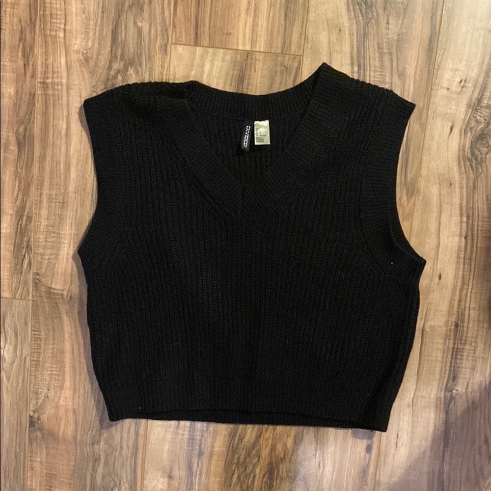 BUNDLE TO SAVE H&M Black Knit Tank Top